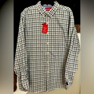 Mens BRAND NEW Size XXL Slim Fit Long Sleeve Shirt.  #1331